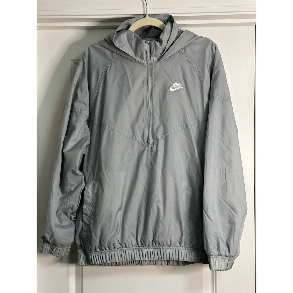 Nike, Men's Sportswear Windrunner‎ Windbreaker Hooded 1/4 Zip Jacket, Medium